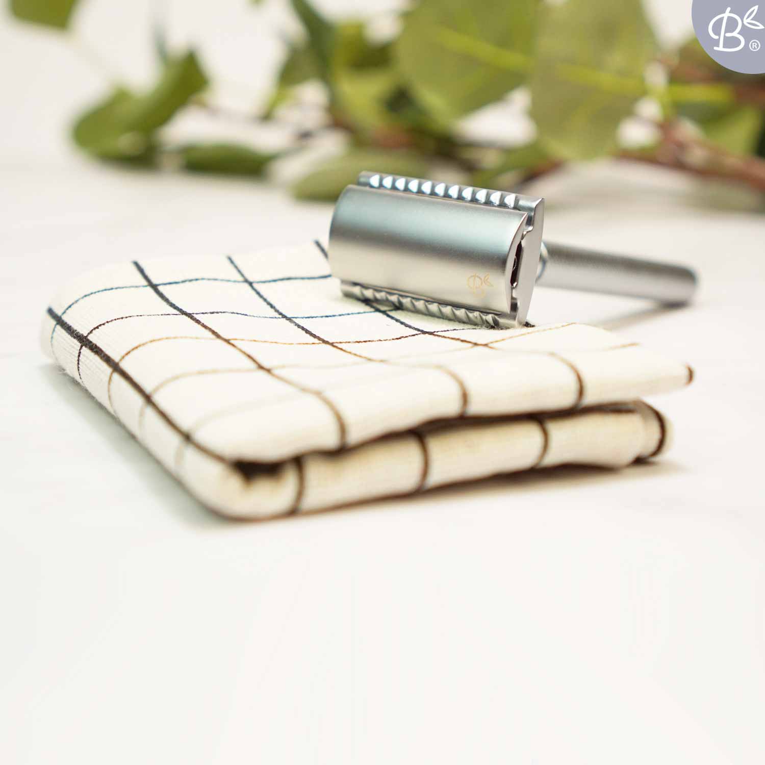 Safety Razor Matte Silver · 20x Platinum Blades
