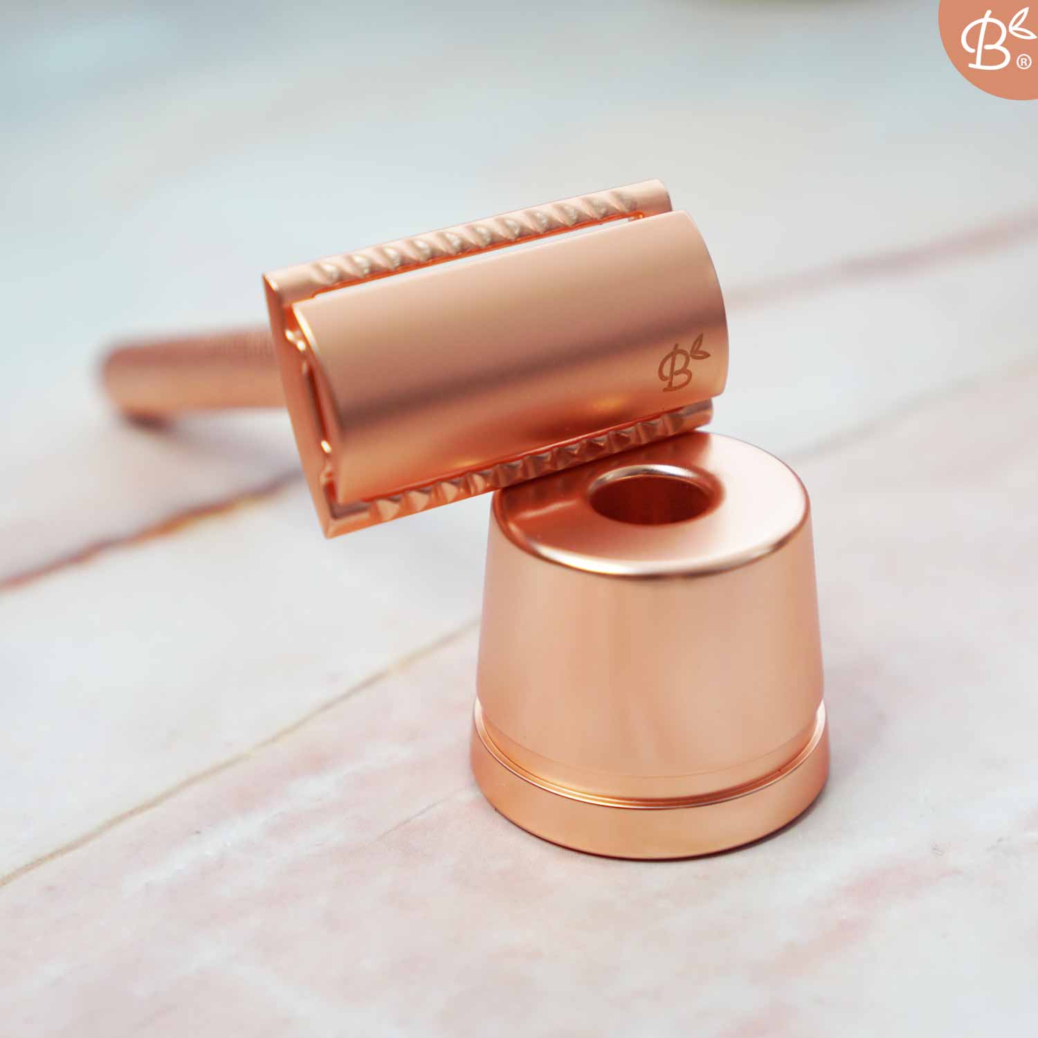 Safety Razor Rose Gold with Stand · 20x Platinum Blades
